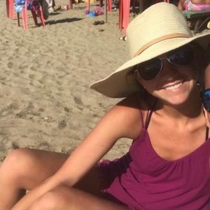 Meet your Posher, Amanda